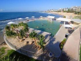 Kings Beach - Beachfront Salt Water Pool - VIC Tourism 0