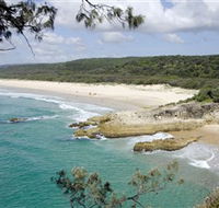 Main Beach North Stradbroke Island - VIC Tourism