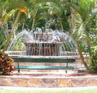 Bauer and Wiles Memorial Fountain - VIC Tourism