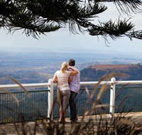 Picnic Point Lookout And Parkland - VIC Tourism