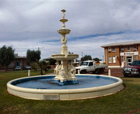 Cunnamulla War Memorial Fountain - VIC Tourism 0