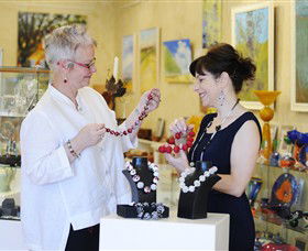 Town & Country Gallery - VIC Tourism 0