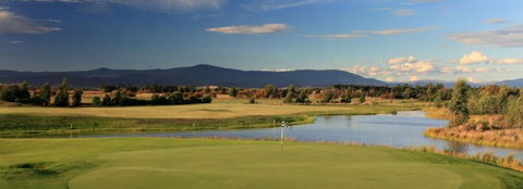 Yering Meadows - VIC Tourism 1