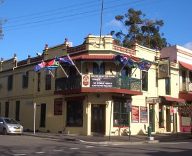 The Nags Head Hotel - VIC Tourism 0
