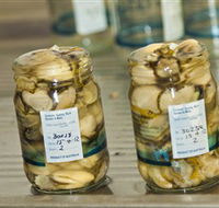Broadwater Oysters - VIC Tourism