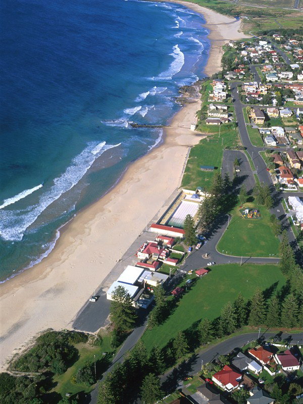 Thirroul NSW VIC Tourism