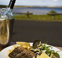 Hedys Restaurant at the Heads Hotel - VIC Tourism