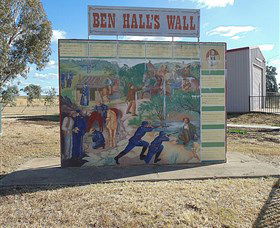 Ben Halls Wall - VIC Tourism 0