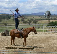 Boggy Creek Shows - VIC Tourism