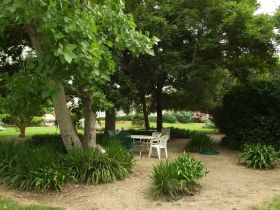 Harrow Gardens - VIC Tourism 3