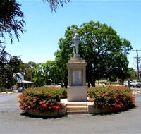 Goombungee War Memorial - VIC Tourism