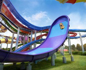 Wet 'n' Wild Sydney - VIC Tourism 4