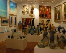 Articles Fine Art Gallery - VIC Tourism 1