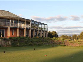 Glenelg Golf Club And Pinehill Bistro - VIC Tourism 2