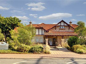 Brighton SA VIC Tourism