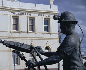 Miners Monument - VIC Tourism 2