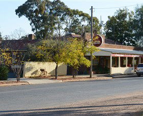 Tallimba Hotel - VIC Tourism 1