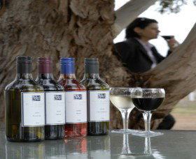 Woolaway Wines - VIC Tourism 0