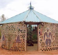 Aladdins Cave Bottlehouse - VIC Tourism