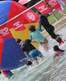 Corowa Aquatic Centre - VIC Tourism 0