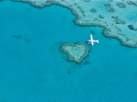 Great Barrier Reef - Whitsundays - VIC Tourism 0