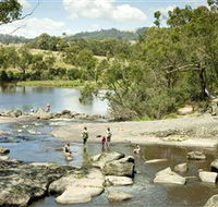 Polly McQuinns - VIC Tourism