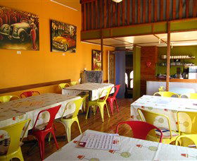 Cargo Road Wines - VIC Tourism 3