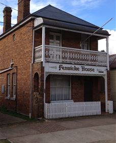 Historic Buildings Walking Tour - VIC Tourism 2