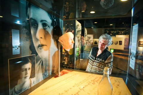 Albury Library Museum - VIC Tourism 6