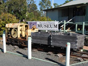 Howard QLD VIC Tourism