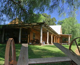 Tinklers Wines And Farm Produce - VIC Tourism 0
