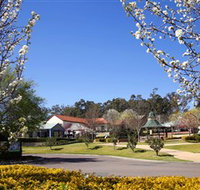 Hunter Valley Gardens Shopping Village - VIC Tourism