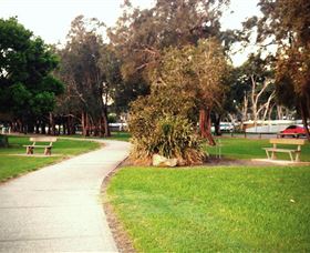 Tuggerah Lakes Cycleway - VIC Tourism 1