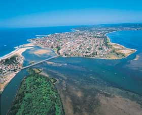 The Entrance Beach - VIC Tourism 0
