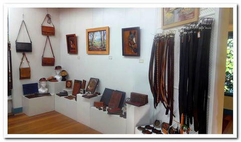 Ferry Park Gallery - VIC Tourism 5
