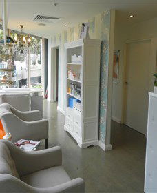 Refresh Face And Body - VIC Tourism 2