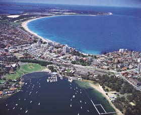 Cronulla Beach - VIC Tourism 0