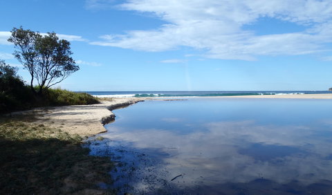 Nerindillah Lagoon Walking Track - VIC Tourism 1