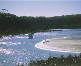 Tomakin NSW VIC Tourism