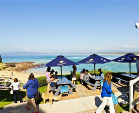 Merimbula Bar Beach - VIC Tourism 4