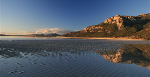 Trek Tasmania - VIC Tourism 0