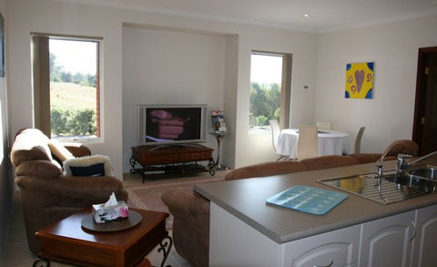 Brigadoon Retreat - VIC Tourism 0
