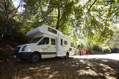 Mighty Cars And Campers - VIC Tourism 7
