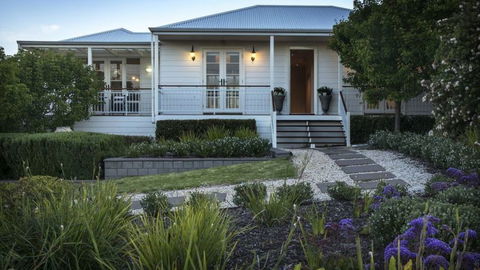 The Summer House - VIC Tourism 0