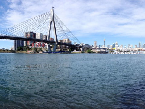 Secret Sydney Walking Tours - VIC Tourism 4
