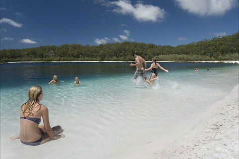 Fraser Island Adventure Tours - VIC Tourism 17