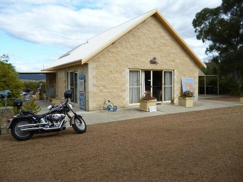 David Mahony Art Gallery & Sculpture Park - VIC Tourism 4