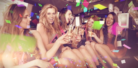 Airlie Beach Party Bus - VIC Tourism 2