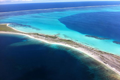 Abrolhos Islands Fixed-Wing Scenic Flight - VIC Tourism 2