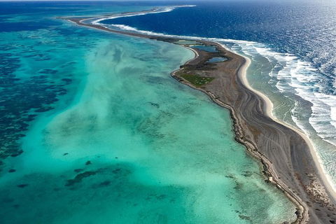 Abrolhos Islands Fixed-Wing Scenic Flight - VIC Tourism 3
